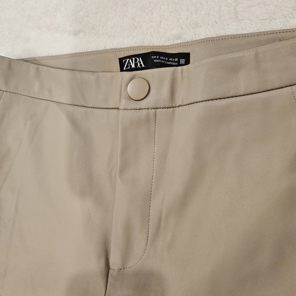 Pants - Picture 4 of 6